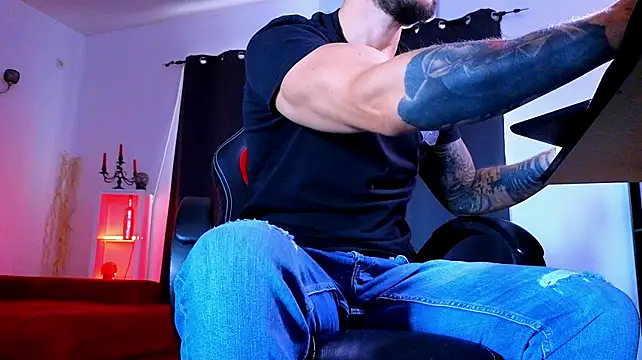 Chat XXX Live MightyAaron66