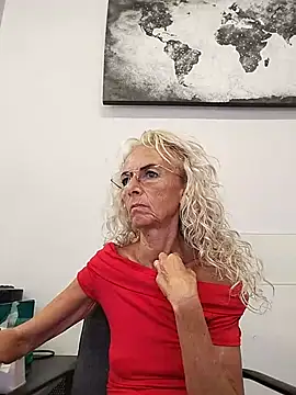 clarabell4 – Naživo XXX chat