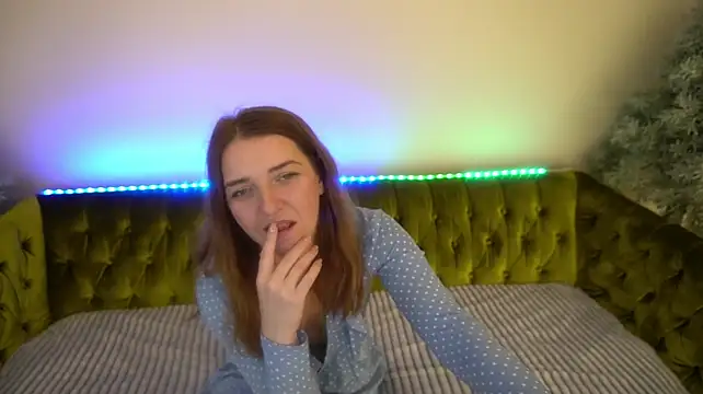 GoldenLacee live XXX chat