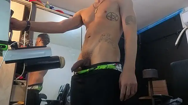 MistBirol69's Webcam Show