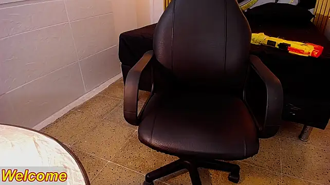 skyline_ryan Live XXX Chat