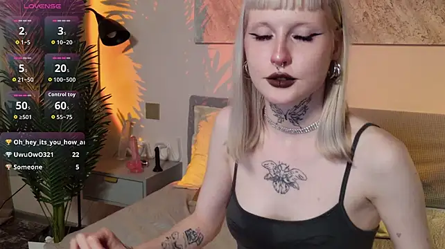 Chat +18 de MilkMeSoftly ao vivo