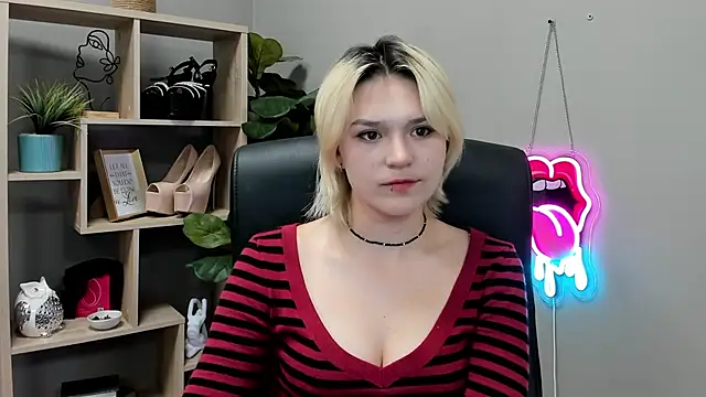 SweetLilyxo: απευθείας συνομιλία ΧΧΧ