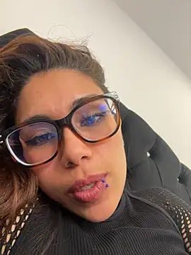 Alice-fire Chat XXX in diretta