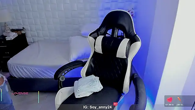anny_rouse24 লাইভ XXX চ্যাট