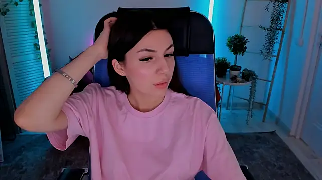 Chat +18 de DiRosie ao vivo