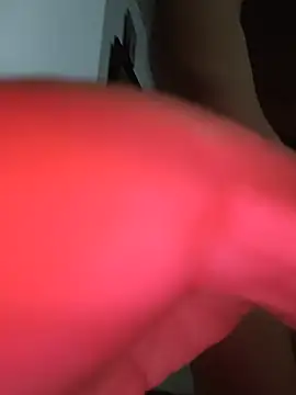 maynor_1998's Live XXX Chat