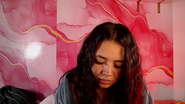 Chatroom XXX en direct de hellenngp