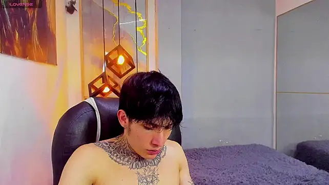 แชท XXX สดของ Cry_thereal