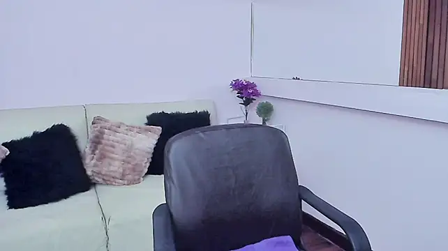 SkarletJhonson_ – Live XXX-chat