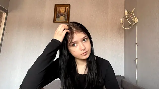 QueenGalasso Adlı Modelin Canlı XXX Sohbeti