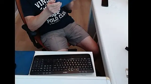 dutchpornking Chat XXX in diretta