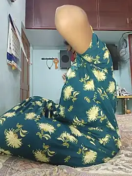 indianstars Adlı Modelin Canlı XXX Sohbeti