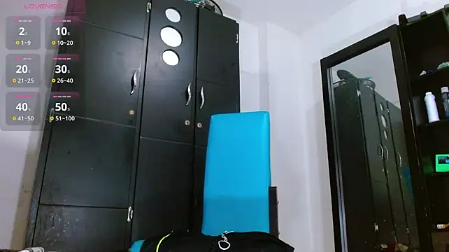 SELFSUCK_KING_420 webcam show
