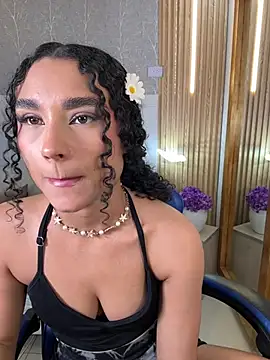 kitty_kayo Adlı Modelin Canlı XXX Sohbeti