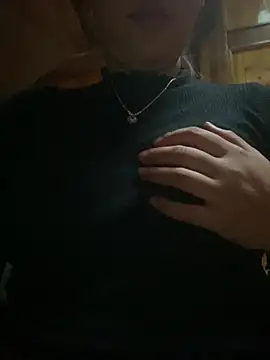 maianhcute 现场XXX聊天