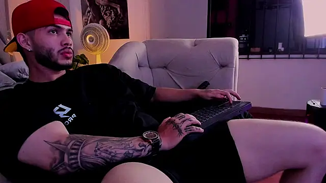 دردشة Vincentblack الجنسية المباشرة