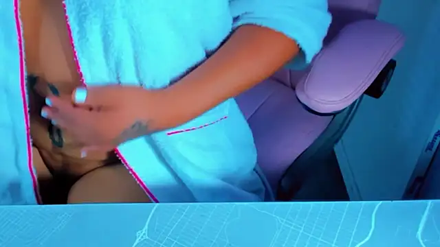 Онлайн чат XXX victoria_love89