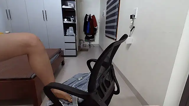 Sexy-laydyMai Adlı Modelin Canlı XXX Sohbeti