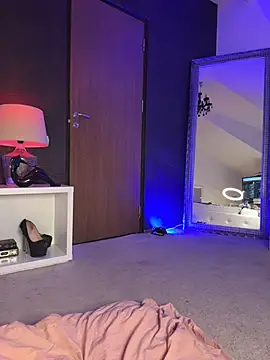 دردشة BellaKarma الجنسية المباشرة