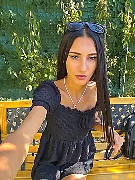 AndreeaMuller – Naživo XXX chat