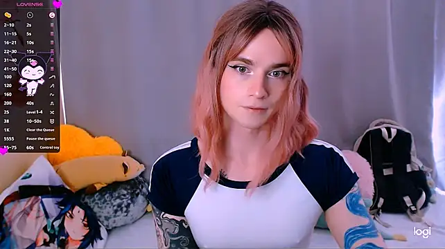 צ'אט XXX בשידור חי של Alice_Hells