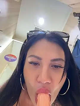 Wet__Bunny's Live XXX Chat