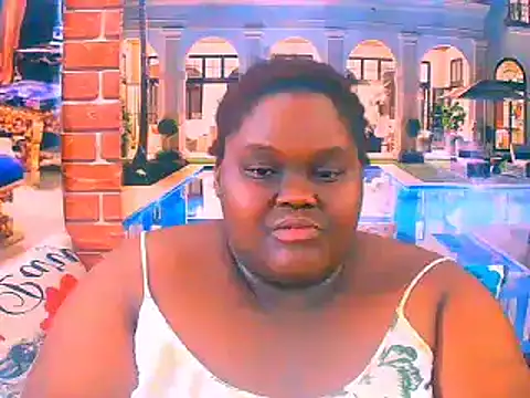 EbonyHotBuns Adlı Modelin Canlı XXX Sohbeti