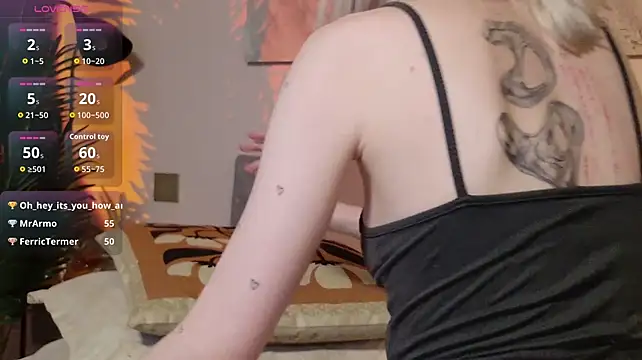 MilkMeSoftly Live XXX-Chat