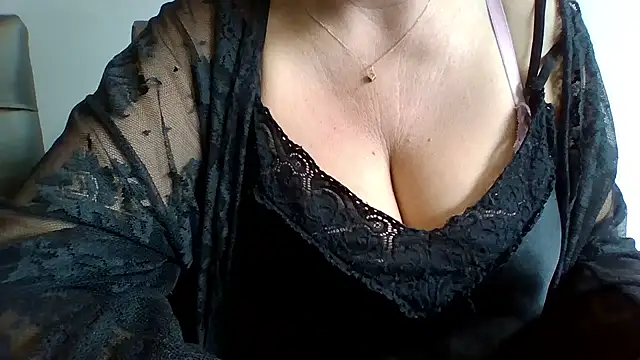 JenniLowenn Live XXX chat