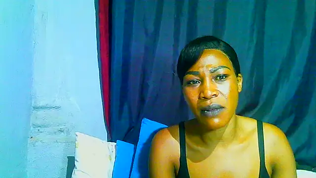 freaky_naughty Chat XXX in diretta