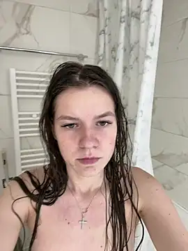 Chat +18 de PeachCheeks_ ao vivo