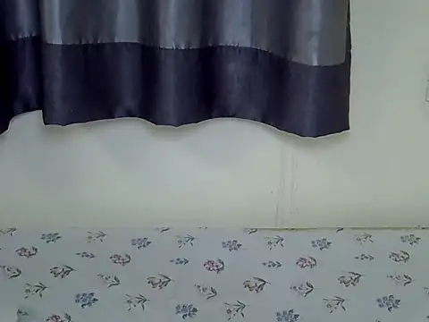 sexyqweenn live XXX chat