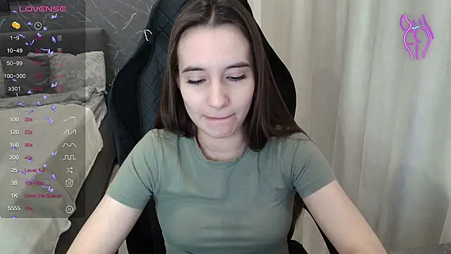 Alice_Weiss Chat XXX in diretta