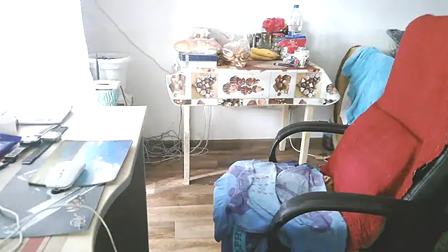 XXX chat uživo modela alex200884