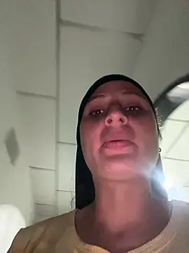 aisha_k's Live XXX Chat