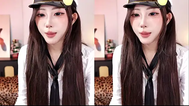 צ'אט XXX בשידור חי של Dolly__Baby