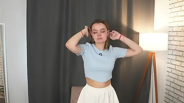 AbbyIncle's Live Chat Room