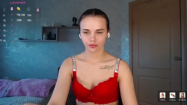 Kseni_aのライブXXXチャット