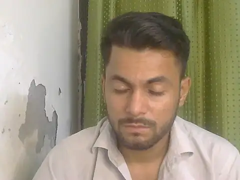 Stubborndesiboy – Live XXX-chat