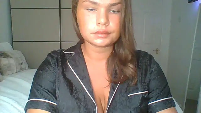 GEMMARMALADE Adlı Modelin Canlı XXX Sohbeti