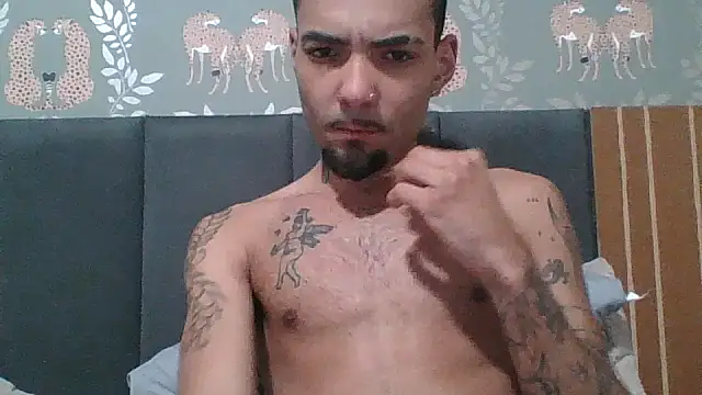 Rik_Olix Adlı Modelin Canlı XXX Sohbeti