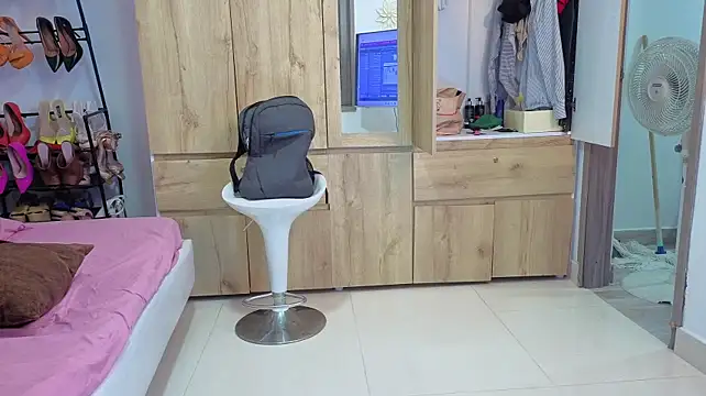 XXX chat uživo modela AnitaDuque