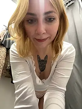Chatroom XXX en direct de Sunny___Bunny