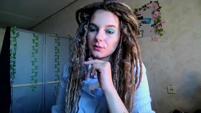 EvaShinee's Live XXX Chat