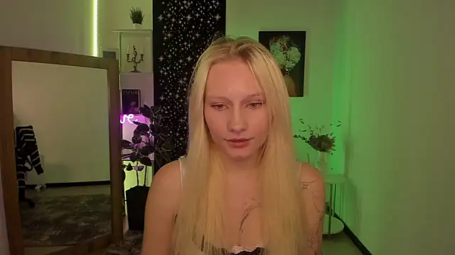 ElodieRenaud Live XXX-Chat