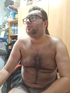 Javier_bear live XXX chat
