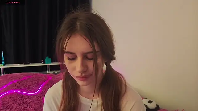 evvaavve's Live XXX Chat