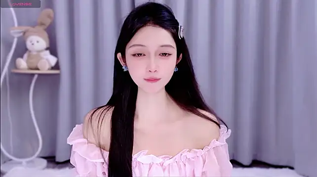 lulu-789 Adlı Modelin Canlı XXX Sohbeti