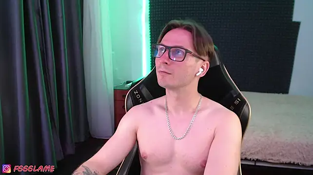 F666LAME Live XXX-chat